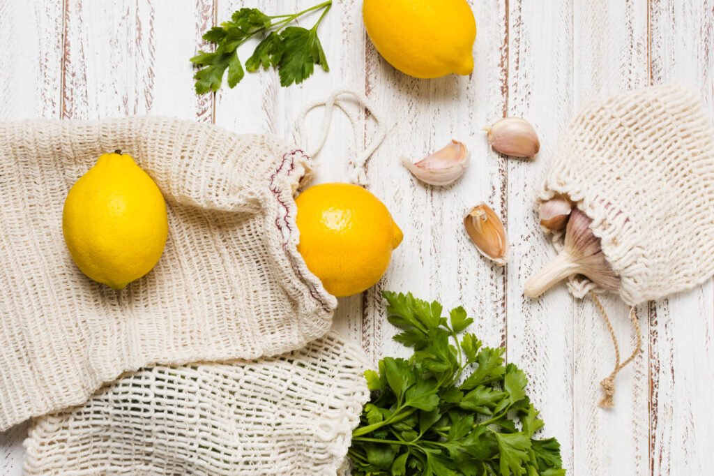 Naminis gėrimas kraujagyslėms valyti gaminamas iš natūralių produktų – česnako ir citrinos.