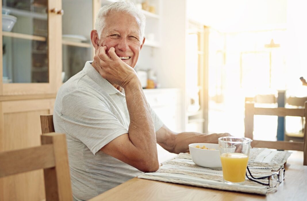 Gėrimas cholesteroliui mažinti iš avižų ir linų sėmenų