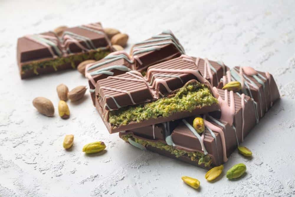Dubajaus šokoladas pavojingas – šokoladiniai batonėliai su pistacijų įdaru ir riešutais, galintys kelti riziką alergiškiems žmonėms.