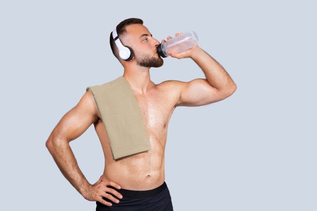 Sveikas užkandžiavimas ir vandens gerimas mažina alkį