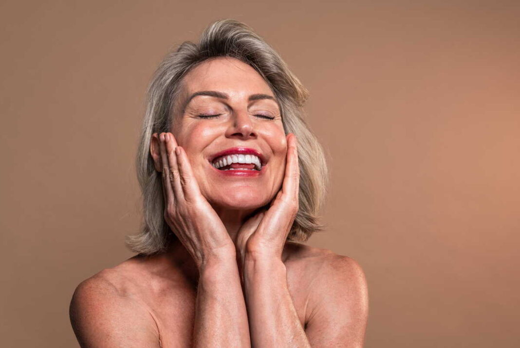 Linų sėmenys veidui padėjo pasiekti akivaizdų odos švytėjimą ir stangrumą brandžiame amžiuje.