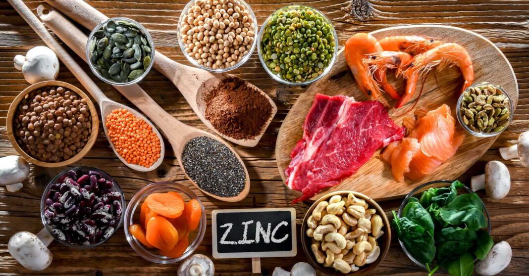 Cinko trūkumas organizme nepasireikš, jei kasdienėje mityboje dominuos subalansuotas baltymų, daržovių ir grūdinių kultūrų santykis.